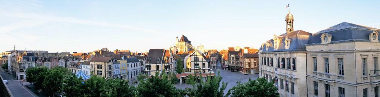 Le Coeur De Troyes - Appartement & Studio المظهر الخارجي الصورة